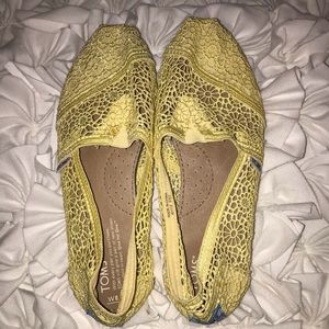 Yellow Lace Toms Shoes